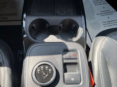 Used 2021 Ford Mustang Mach-E Premium AWD/4WD image 33