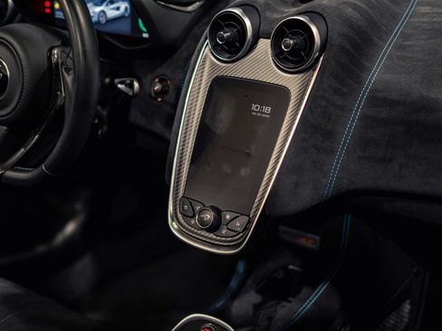 Used 2020 McLaren 600LT Spider RWD image 27