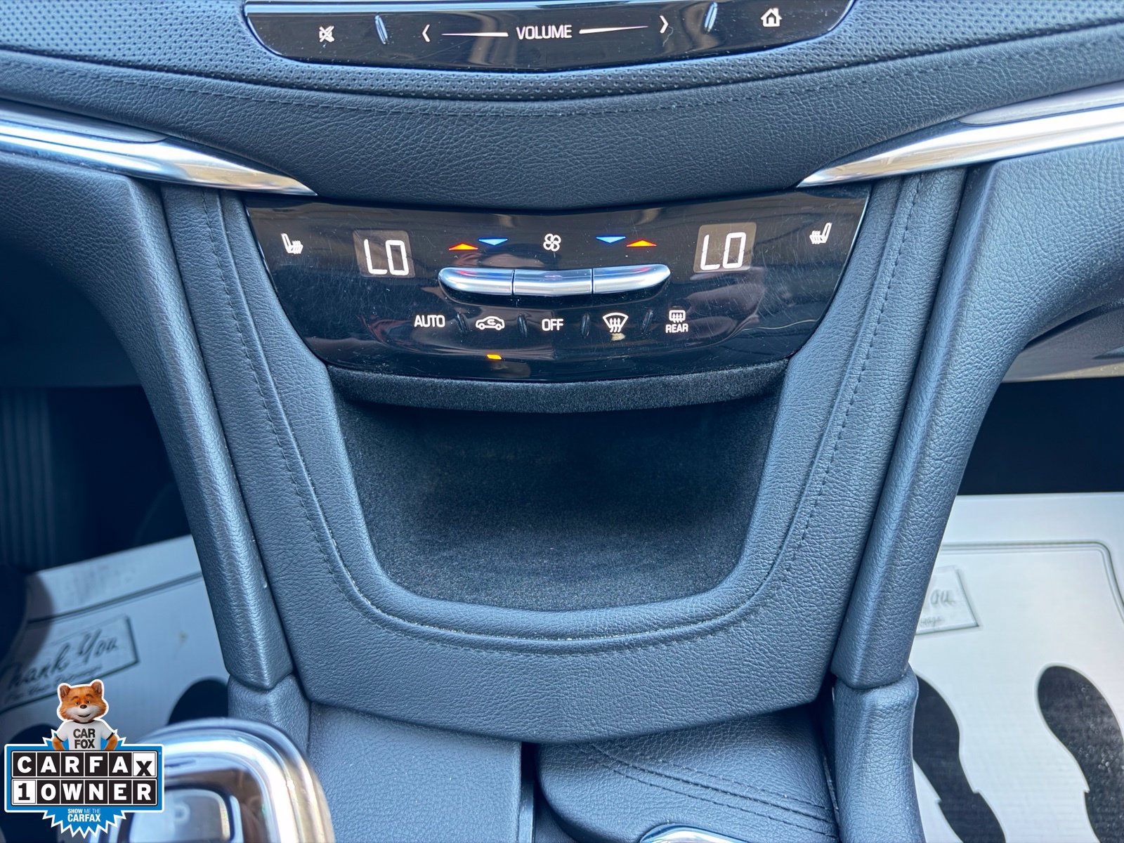 Used 2017 Cadillac XT5 Luxury w/ LPO, Wheel Lock Package AWD/4WD image 3