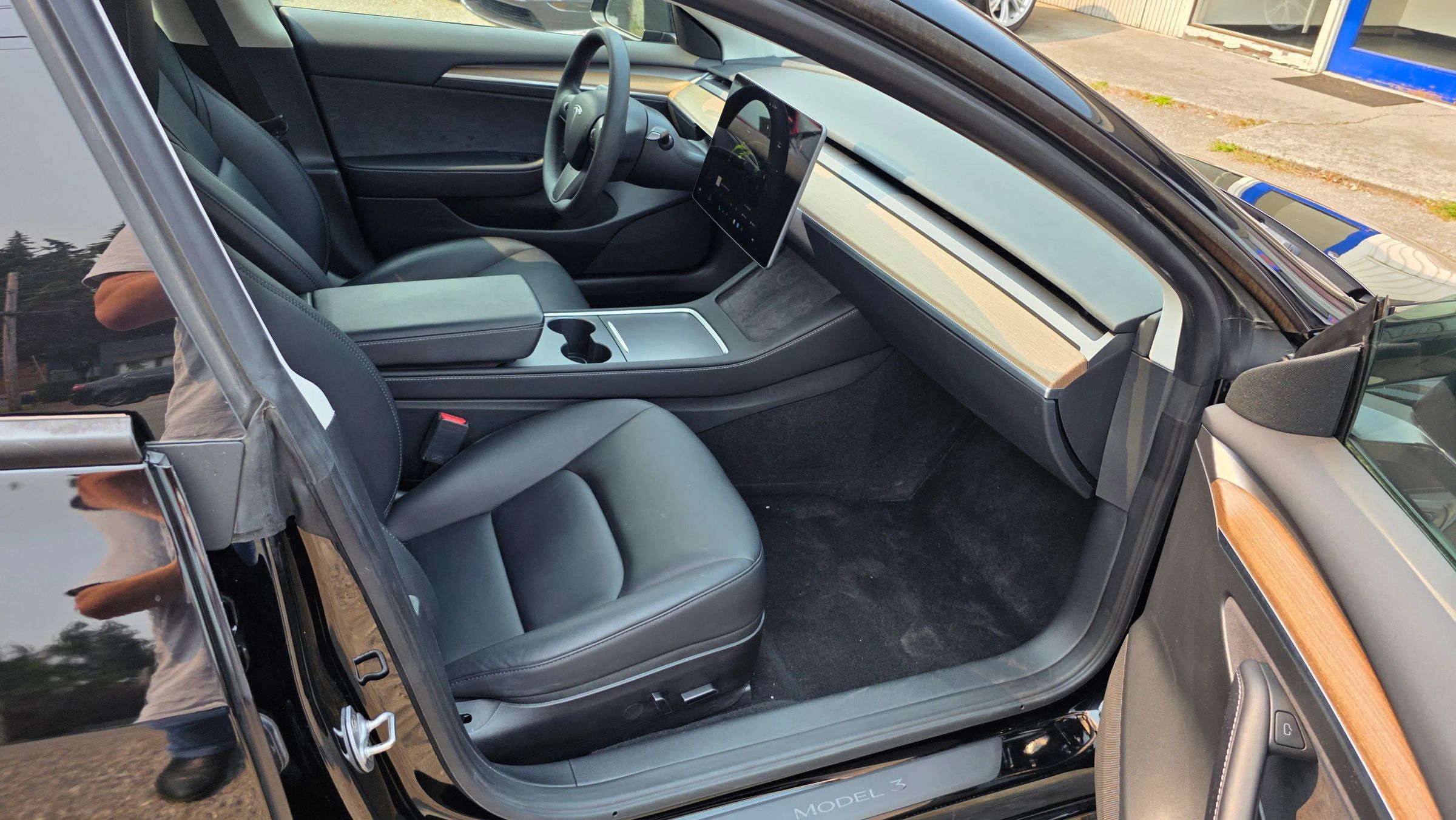Used 2023 Tesla Model 3 Standard Range RWD image 13