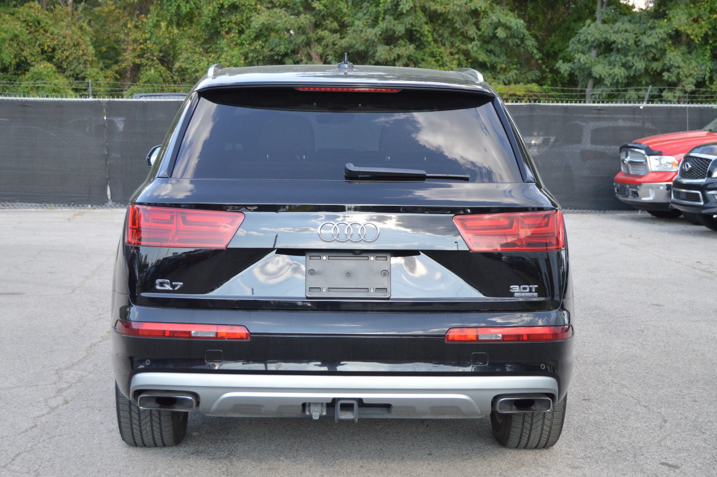 Used 2018 Audi Q7 3.0T Premium AWD/4WD image 5