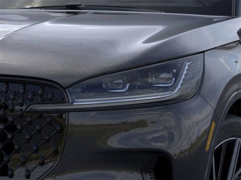 New 2026 Lincoln Aviator Black Label w/ Jet Appearance Package image 18