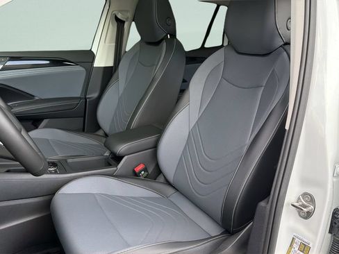 New 2026 Volkswagen Tiguan SE AWD/4WD image 30
