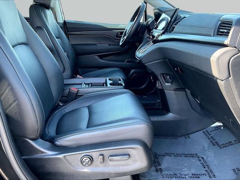 Certified 2023 Honda Odyssey EX-L image 8