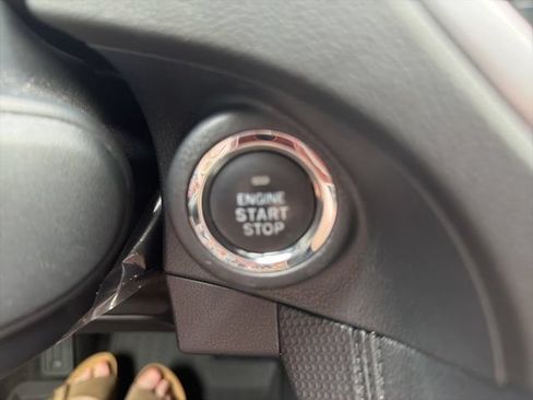Used 2024 Subaru Forester Premium AWD/4WD image 19