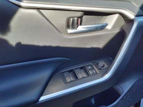 Certified 2022 Toyota RAV4 XLE image 13