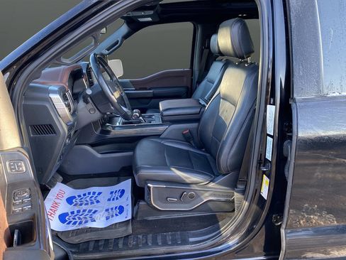 Used 2021 Ford F150 Lariat w/ Equipment Group 502A High AWD/4WD image 4