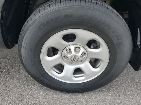 Certified 2023 Nissan Titan S w/ S Utility Package image 22