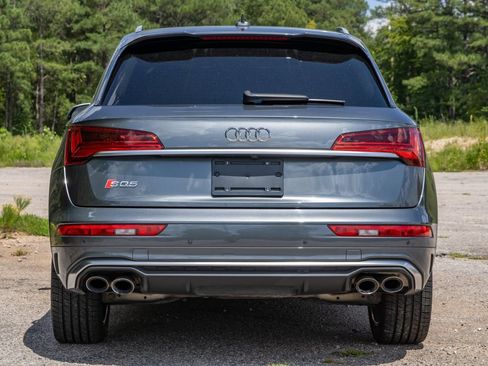 Used 2022 Audi SQ5 Prestige w/ Prestige Package AWD/4WD image 7