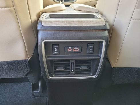 Used 2023 Nissan Murano SL image 17