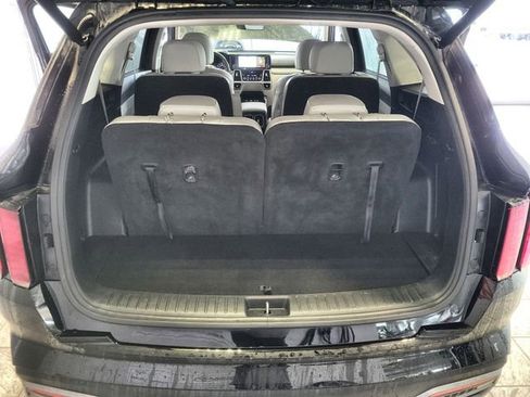 Used 2023 Kia Sorento EX image 24