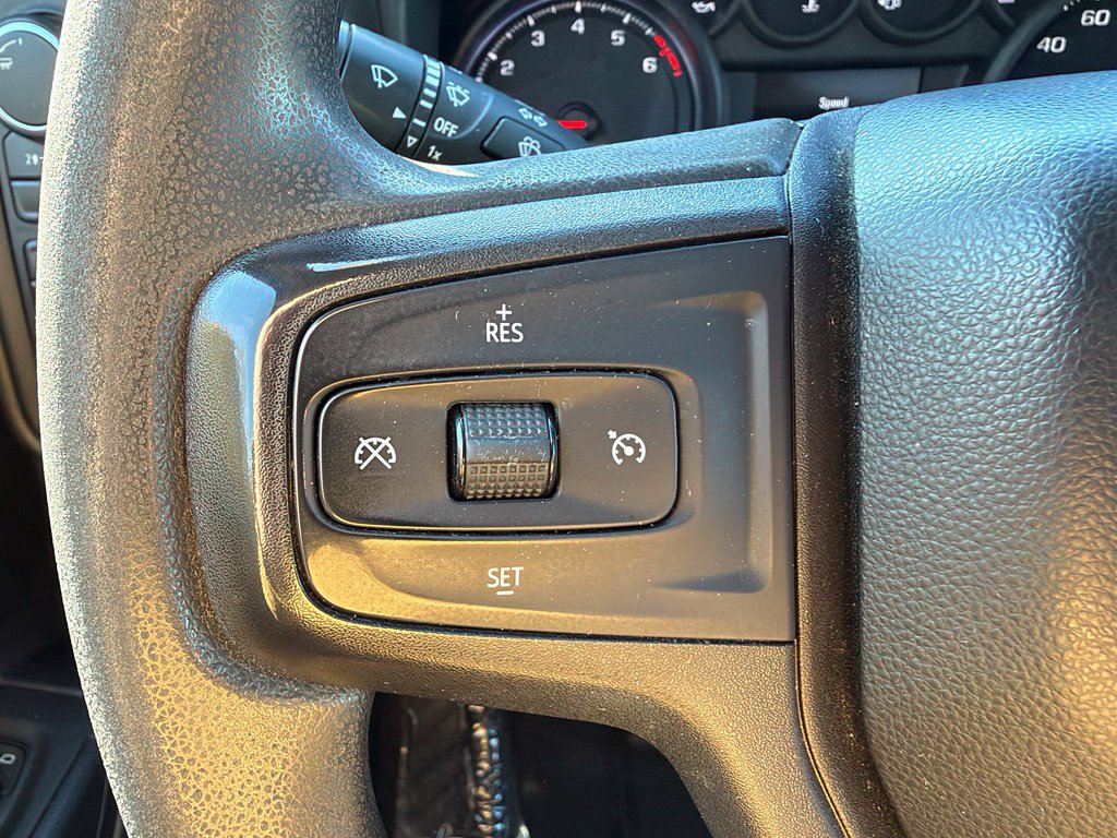 Used 2021 Chevrolet Silverado 2500 Custom w/ Custom Value Package AWD/4WD image 17