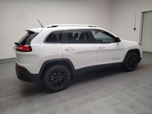 Used 2018 Jeep Cherokee Latitude image 10