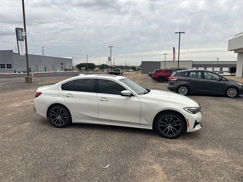 Used 2019 BMW 330i Sedan RWD image 14