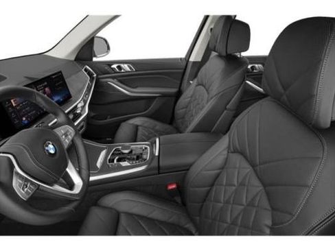 New 2026 BMW X7 xDrive40i w/ Executive Package image 8