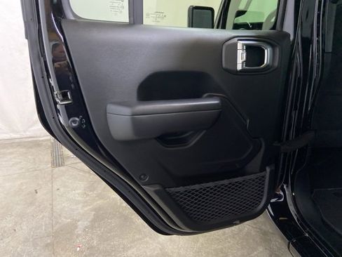 Used 2021 Jeep Gladiator Sport w/ Quick Order Package 24Q 80Th image 26