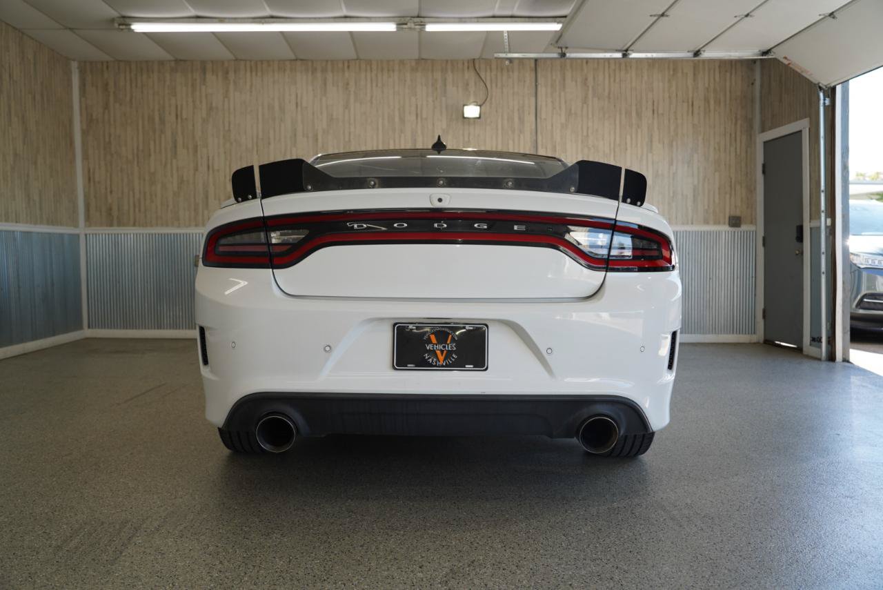 Used 2018 Dodge Charger R/T RWD image 8