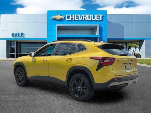 Used 2024 Chevrolet Trax ACTIV w/ Driver Confidence Package FWD image 5