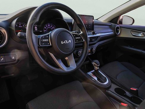 Certified 2024 Kia Forte LXS w/ LXS Technology Package FWD image 7
