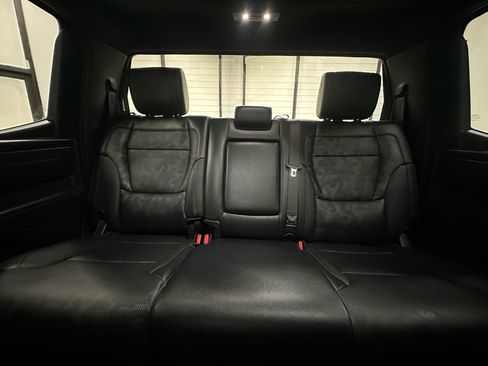 Used 2024 Toyota Tundra Limited AWD/4WD image 24