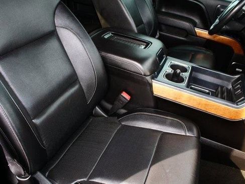 Used 2016 Chevrolet Silverado 1500 LTZ w/ LTZ Plus Package image 8