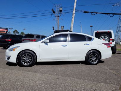 Used 2015 Nissan Altima 2.5 S w/ Power Driver Seat Package