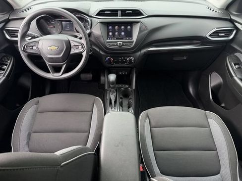 Used 2022 Chevrolet TrailBlazer LT AWD/4WD image 11