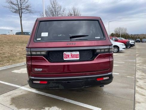 New 2026 Jeep Grand Wagoneer L Limited w/ Premium Group II AWD/4WD image 5