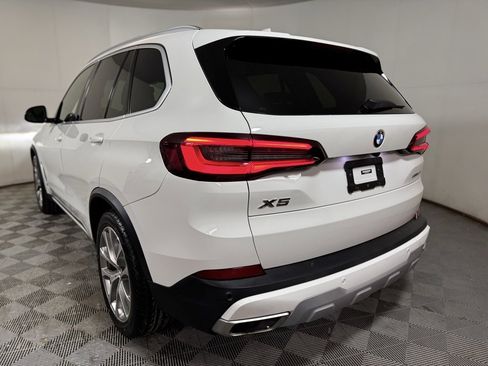 Used 2022 BMW X5 xDrive40i w/ Premium Package image 6