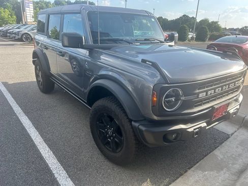 Used 2022 Ford Bronco Black Diamond AWD/4WD image 4