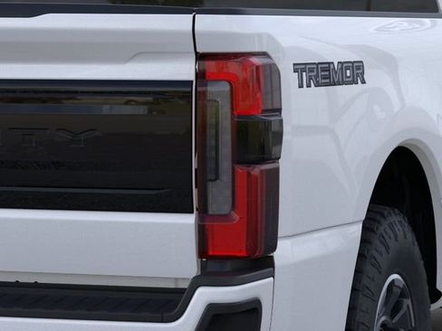 New 2026 Ford F350 Platinum w/ Tremor Off-Road Package AWD/4WD image 21