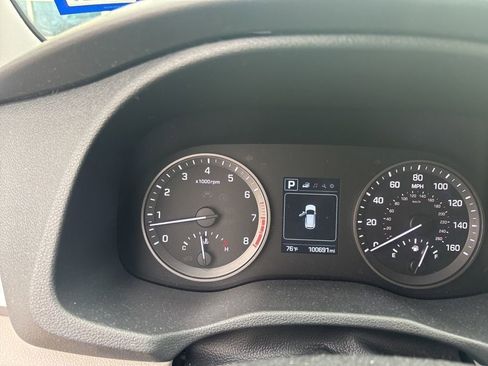 Used 2017 Hyundai Tucson SE AWD/4WD image 4