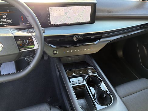 Used 2025 Nissan Murano Platinum w/ Cargo Package image 30