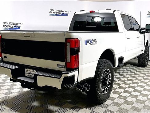 Certified 2025 Ford F250 Platinum AWD/4WD image 9