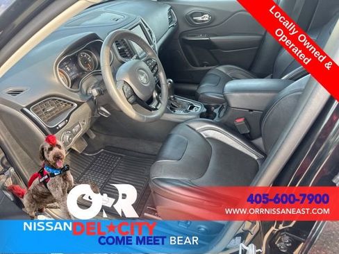 Used 2023 Jeep Cherokee Altitude Lux image 13