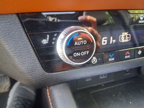 Used 2022 Mitsubishi Outlander SEL AWD/4WD image 30