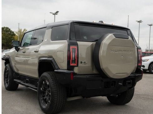 Used 2026 GMC Hummer EV SUV AWD/4WD image 3