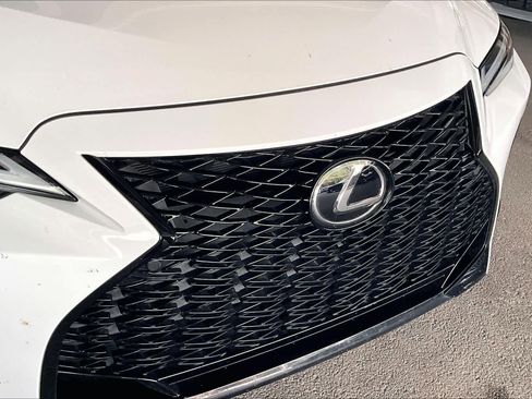 Used 2022 Lexus IS 350 F Sport w/ Navigation Package image 29
