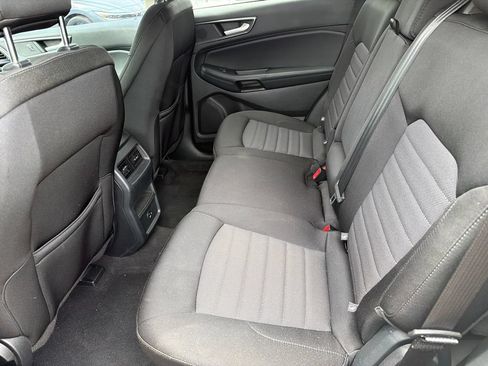 Used 2021 Ford Edge SE FWD image 16