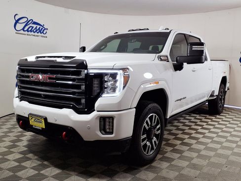 Used 2022 GMC Sierra 2500 AT4 w/ AT4 Premium Plus Package AWD/4WD image 6
