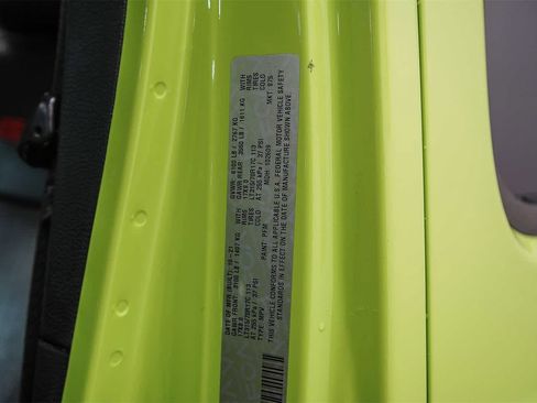 Used 2021 Jeep Wrangler Unlimited Rubicon w/ Xtreme Recon 35" Tire Package image 27