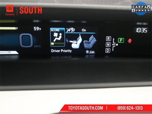 Used 2018 Toyota Prius Prime Advanced image 17