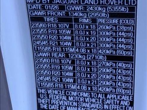New 2026 Land Rover Range Rover Evoque Dynamic SE AWD/4WD image 17