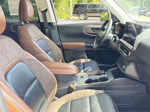 Certified 2025 Ford Bronco Sport Outer Banks w/ Outer Banks Tech Package+ AWD/4WD image 29