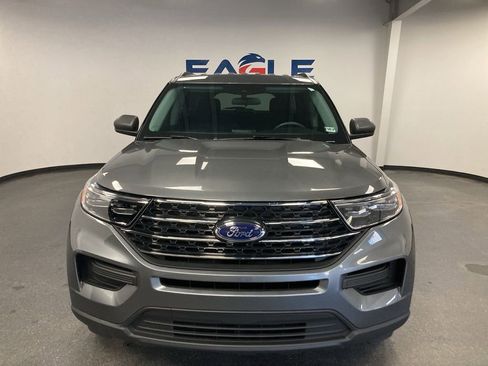 Used 2024 Ford Explorer XLT w/ Class IV Trailer Tow Package image 3