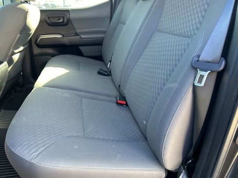Used 2022 Toyota Tacoma SR5 image 10