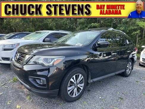Used 2017 Nissan Pathfinder SV FWD image 1