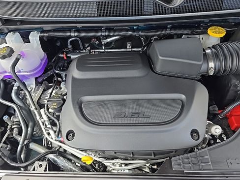 New 2025 Chrysler Pacifica Select image 28