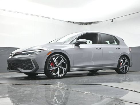New 2026 Volkswagen GTI SE FWD image 33