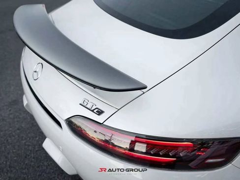 Used 2021 Mercedes-Benz AMG GT C image 16